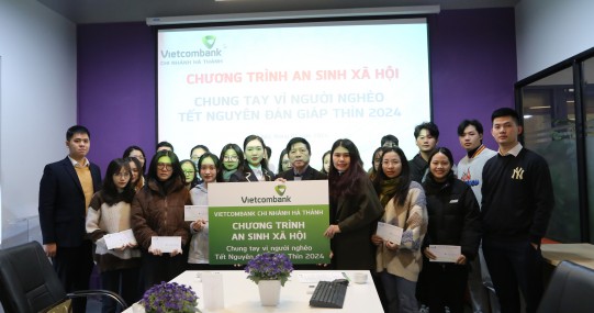 Vietcombank thực hiện chương trình an sinh xã hội tại Trường Đại học UTM